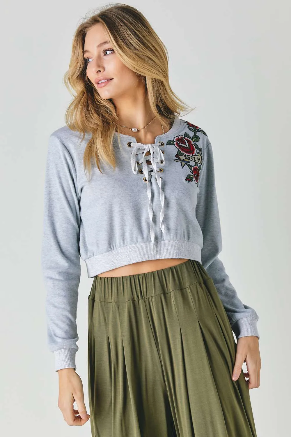 Hot Girl Floral Embroidered Boho Cropped Sweatshirt