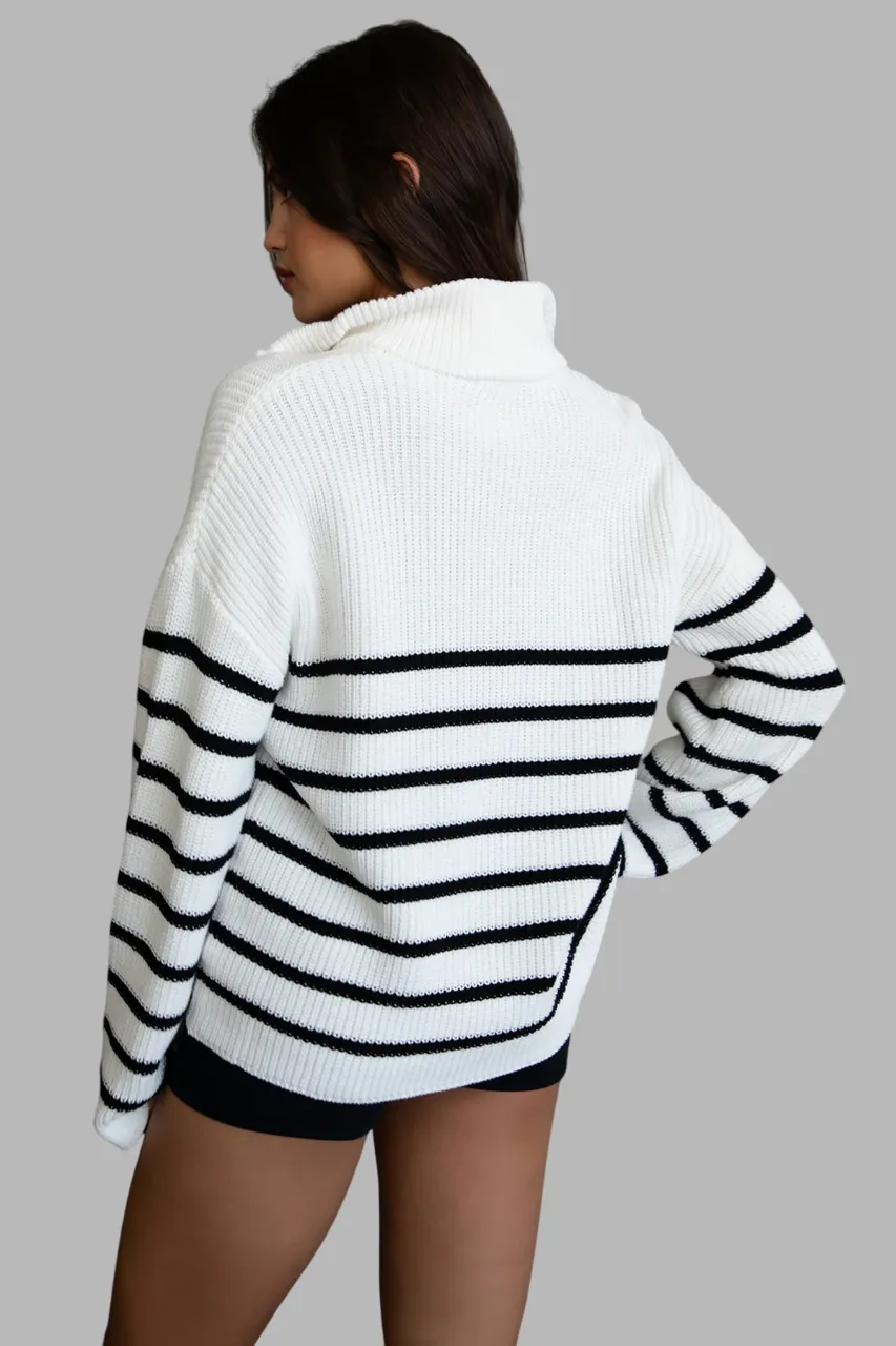 TIC TOC - "MAUREEN" Oversized Striped Zip Sweater